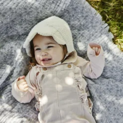 Babymössa Vintage - White Bouclé