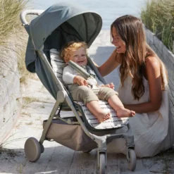 Barnvagn Elodie MONDO Stroller® - Pebble Green