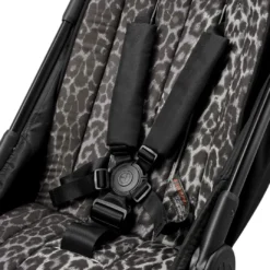 Barnvagnsdyna CosyCushion™ - Le Leopard