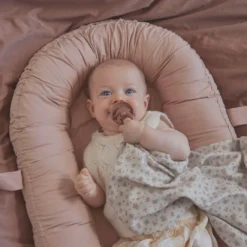 Bärbart Baby Nest - Blushing Pink