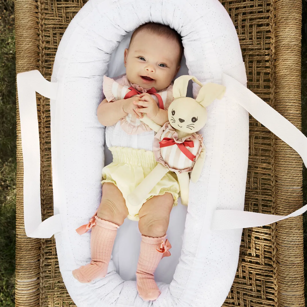 Bärbart Baby Nest - Embroidery Anglaise