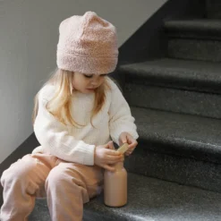 Light Beanie - Pink Bouclé