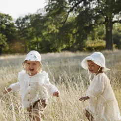 Solhatt - Embroidery Anglaise
